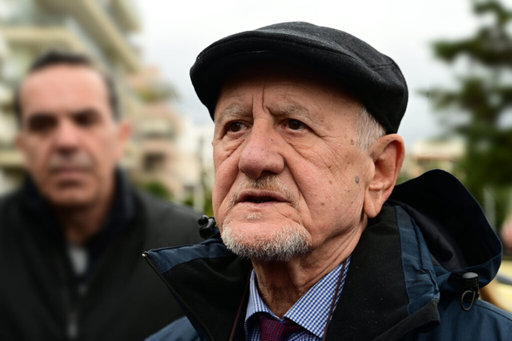 Ο πρόεδρος του ΣΑΤΑ απασφαλίζει κατά της κυβέρνησης Μητσοτάκη