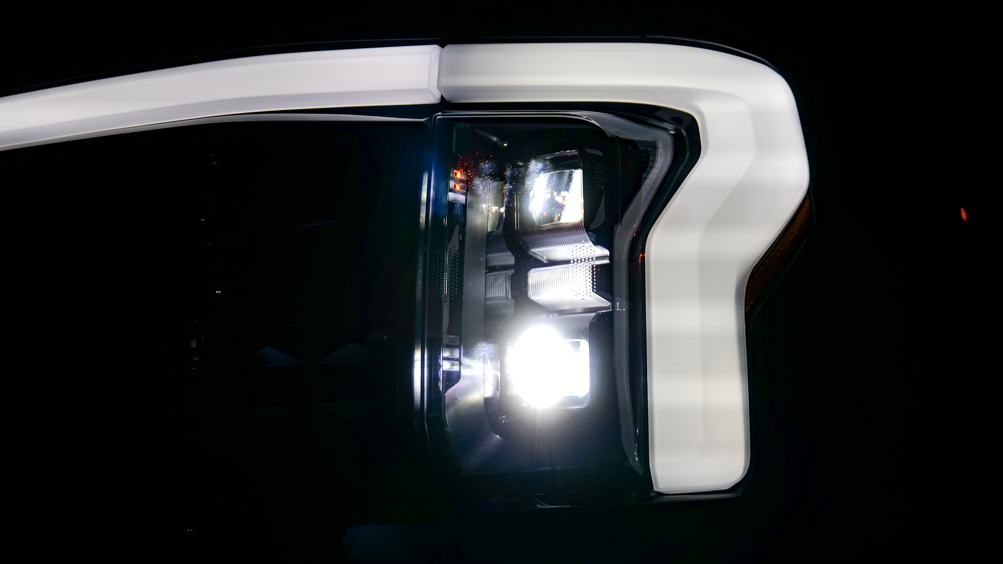 Δοκιμαστική κίνηση Ford F-150 Lightning 2025.