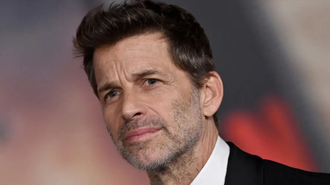 «Σκόνη και Θρύλοι: Η ΕΠΟΜΕΝΗ ΚΙΝΗΣΗ ΤΟΥ Zack Snyder ΠΟΥ ΘΑ ΣΕ ΑΦΗΣΕΙ ΑΝΑΥΔΟ! (ΦΩΤΟ)»