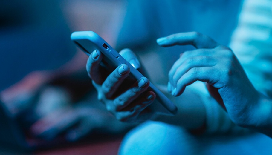 Τι συμβαίνει όταν απειλήσεις τα chatbots ότι θα τα κλείσεις; Οι απίστευτες αντιδράσεις τους!