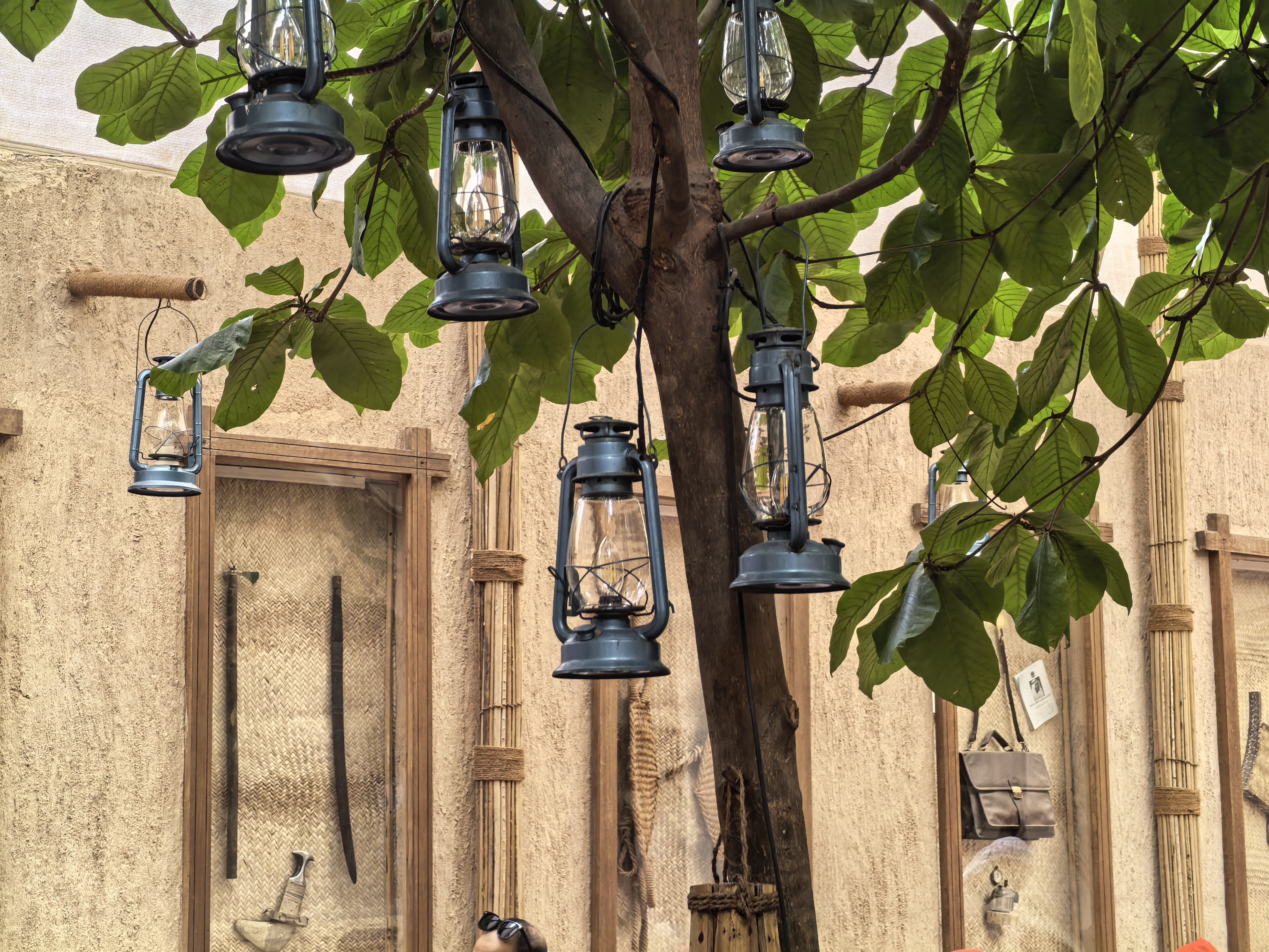 Δοκιμή κάμερας Huawei Mate X7 στο Ντουμπάι