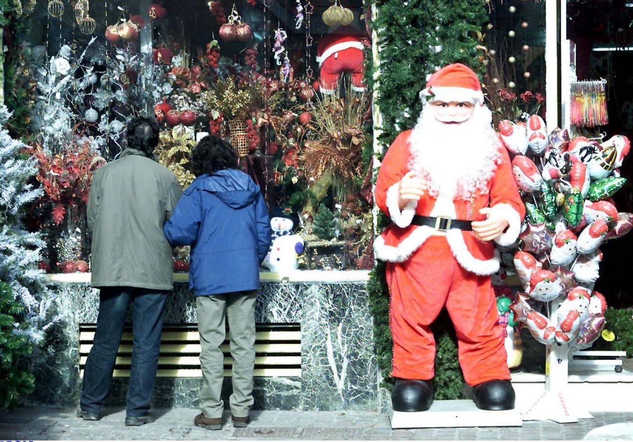 Αποκάλυψη: Ποιες Κυριακές θα μπορείτε να ψωνίσετε με ειδικές προσφορές στα καταστήματα!