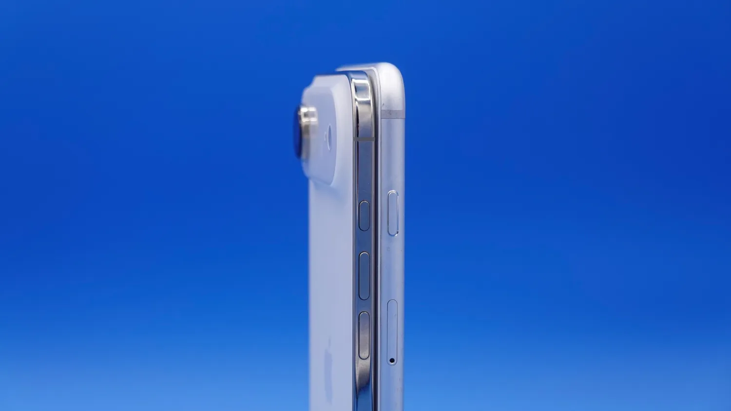 «Σοκ! Το iPhone 17 Air χάνει τη μεταπωλητική του αξία πιο γρήγορα από ποτέ!»