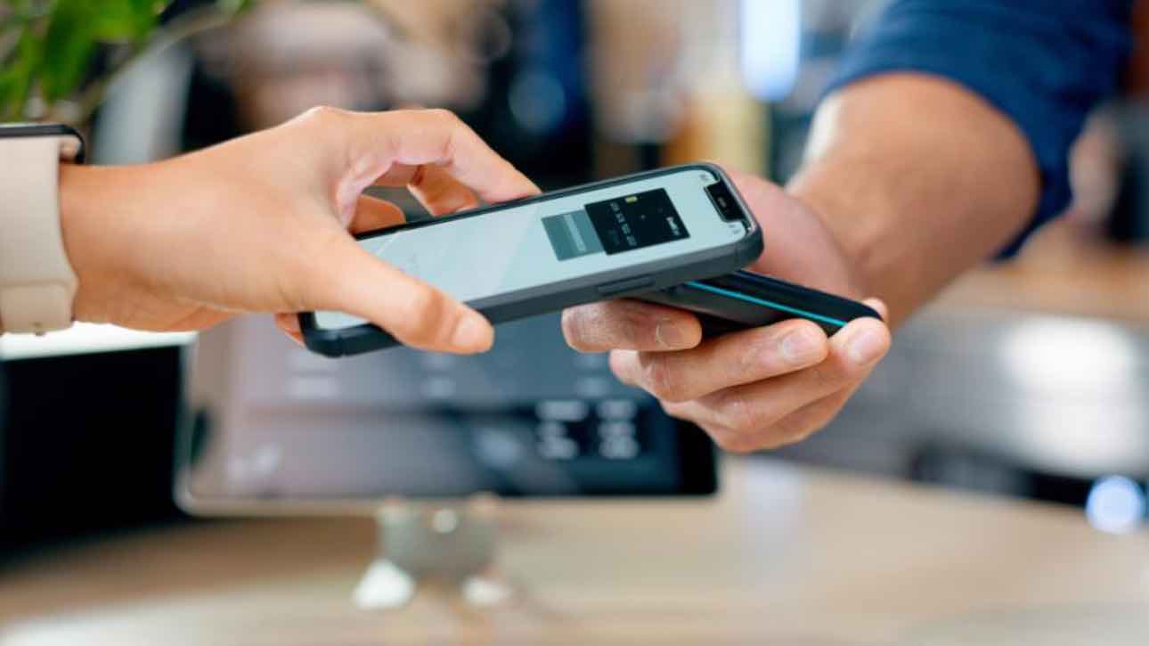 «Συναγερμός στο Χρηματοοικονομικό Τομέα: Διπλασιάζεται το Όριο Μεταφοράς Χρημάτων μεταξύ Ιδιωτών με το IRIS!»