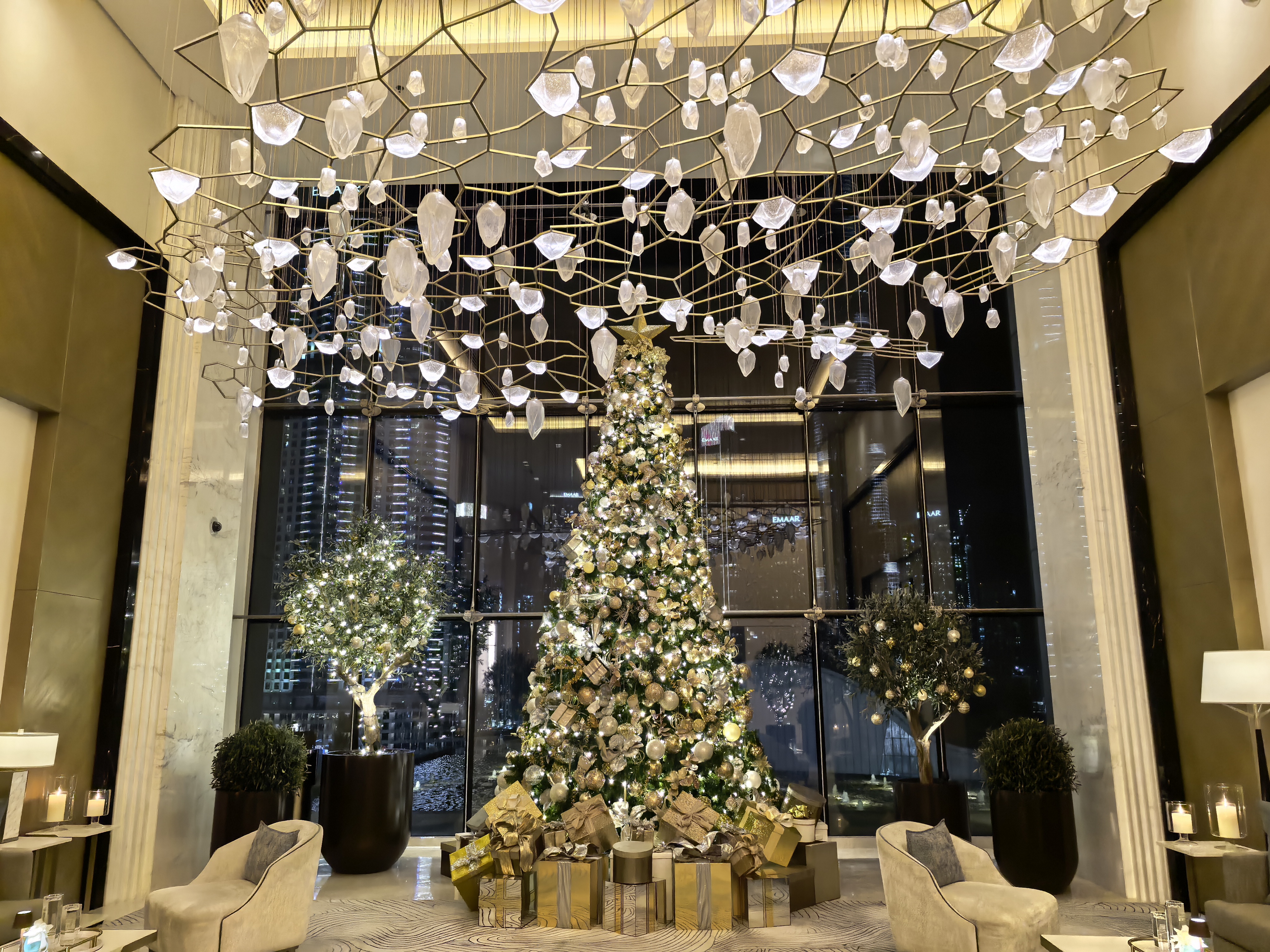 Δοκιμή κάμερας Huawei Mate X7 στο Ντουμπάι