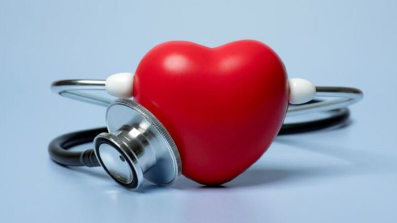 «Αυτός είναι ο Σοκαριστικός Λόγος που Αυξάνονται τα Καρδιακά Εμφράγματα στις Γιορτές – Μάθετε Τώρα!»