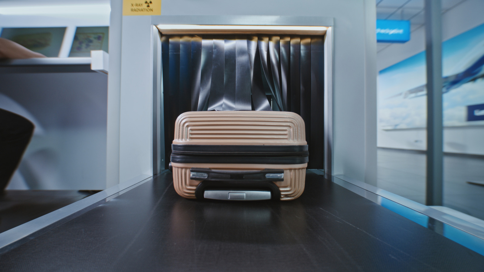 4 Ταξιδιωτικά Gadget Εγκεκριμένα από την TSA που μπορείτε να μεταφέρετε στην επόμενη πτήση σας