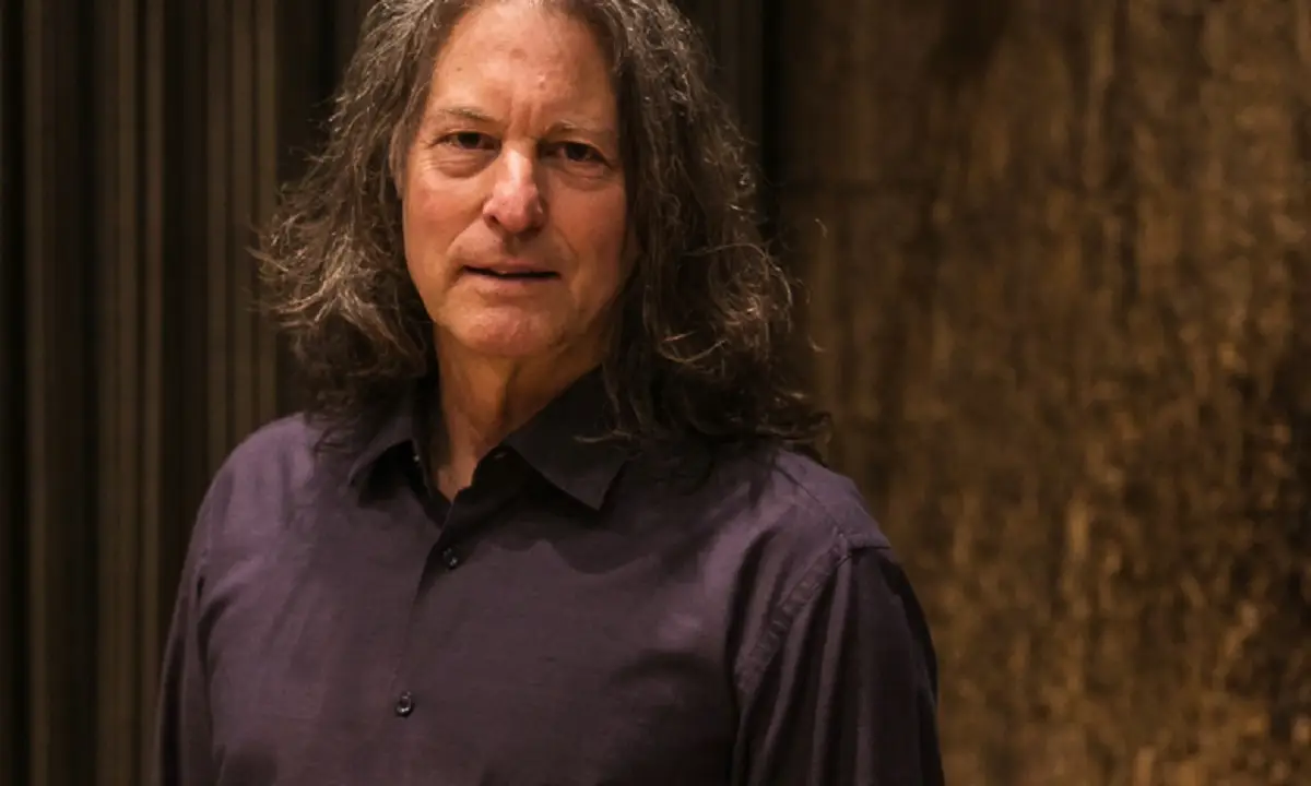 «Αποκαλύψεις από τον κορυφαίο σαξοφωνίστα David Lynch: Μην χάσετε την αποκλειστική συνέντευξη στο Όγδοο!»