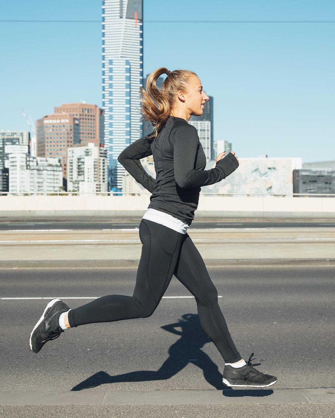 «Athleisure: Ο Ανταγωνισμός Καίει! Από τη Lululemon στη Sugarfree, ποιες μάρκες θα κυριαρχήσουν;» athleisure