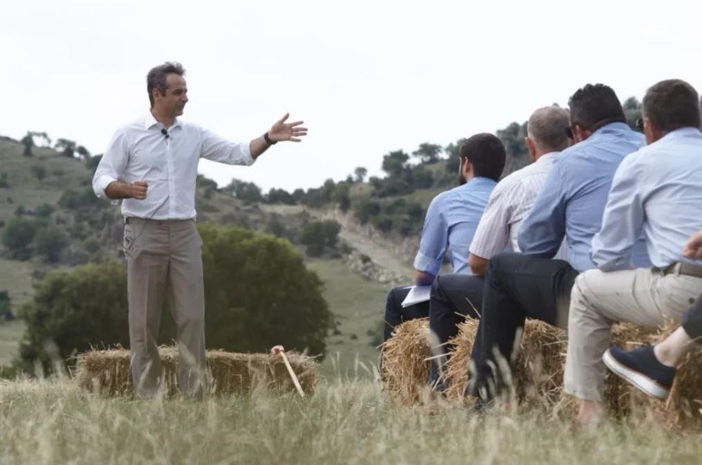 Αγρότες σε απόγνωση: Θέλουν λύσεις, όχι σέλφι με τον πρωθυπουργό!