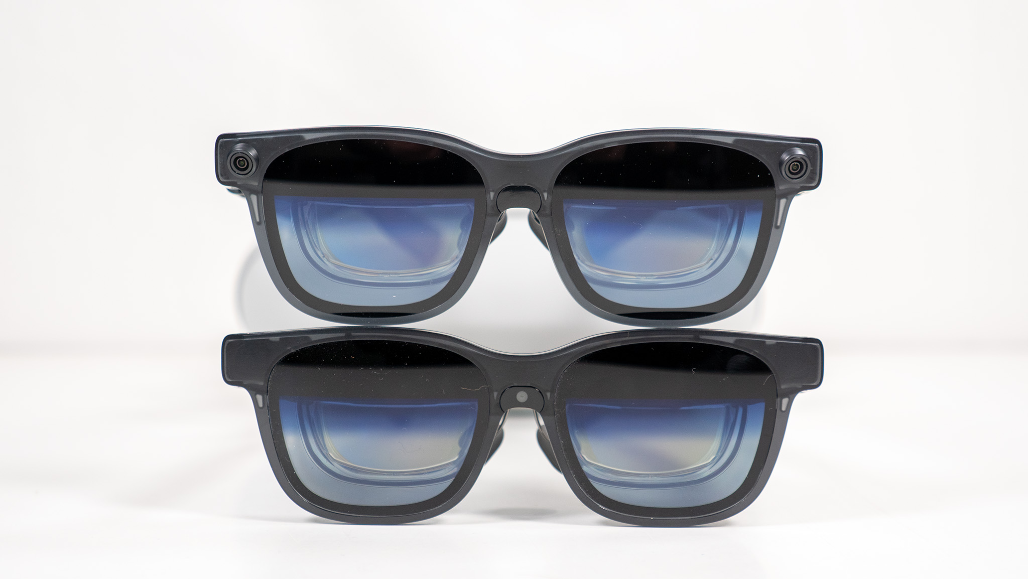 Συγκρίνοντας το Viture Luma Ultra με το Viture Luma Pro