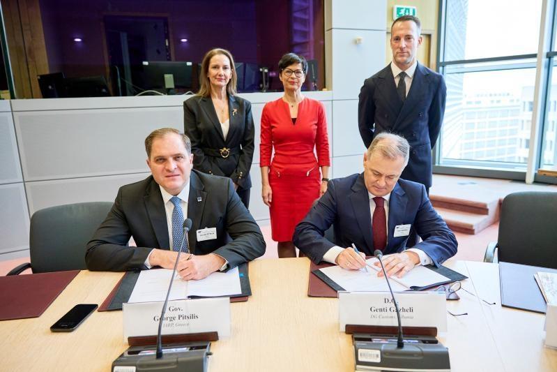 “Συγκλονιστική Συμφωνία Ελλάδας – Αλβανίας: Αποκαλύπτονται οι «Πράσινοι Διάδρομοι» που θα Ταρακουνήσουν την Οικονομία!”