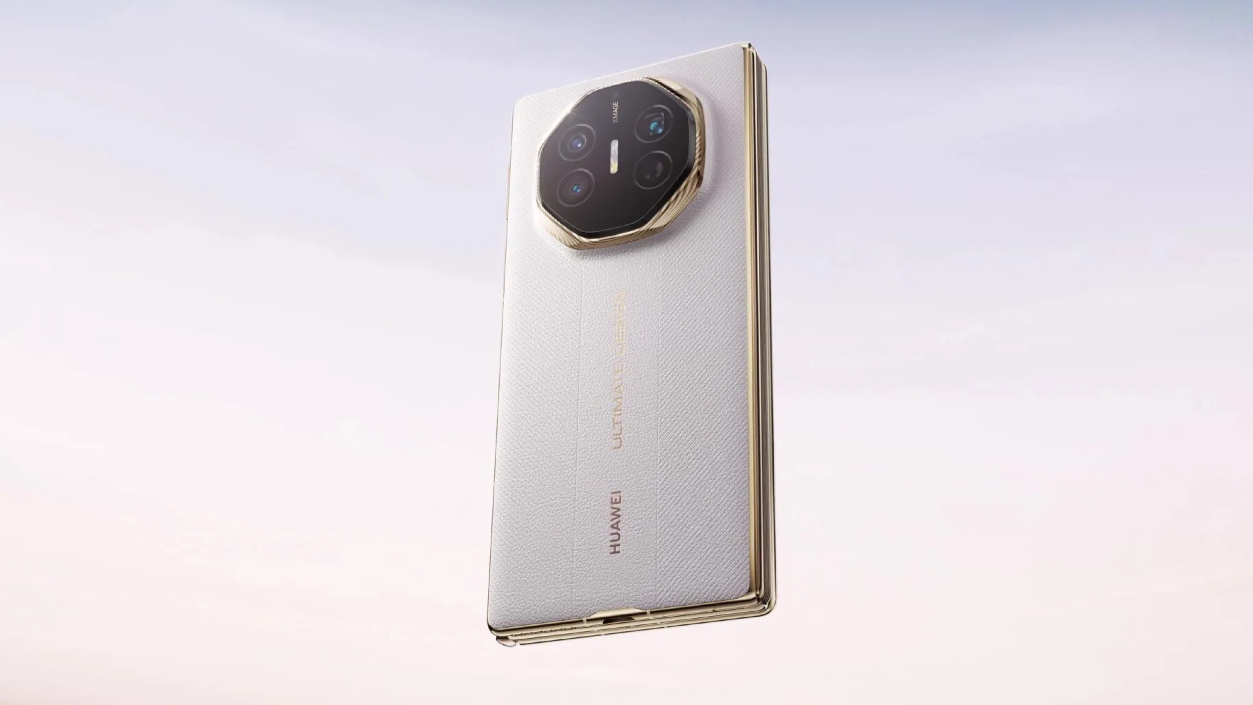Cameras of the Huawei Mate XTs