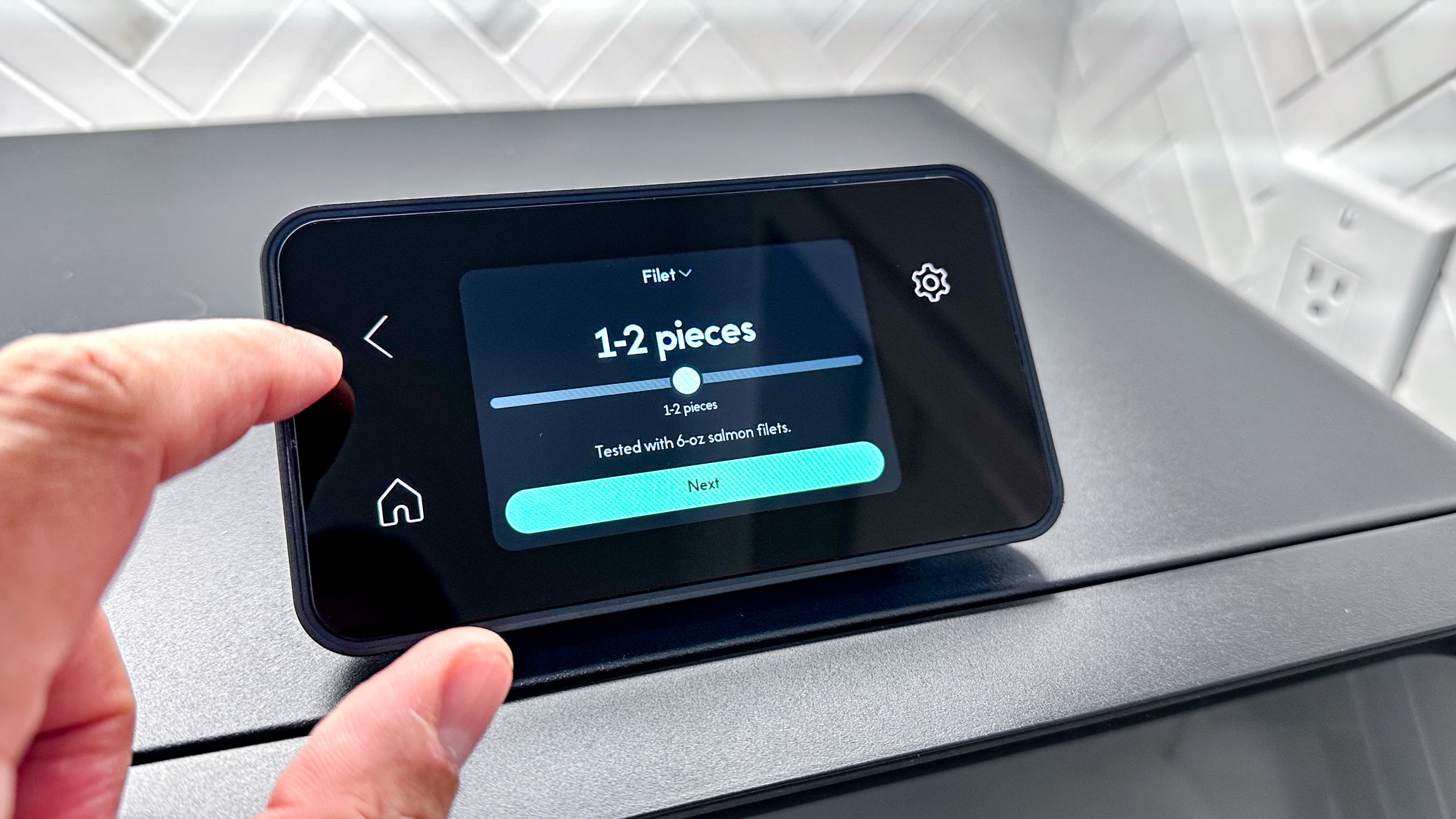 Μίνι Φούρνος CHEF iQ σε πάγκο κουζίνας