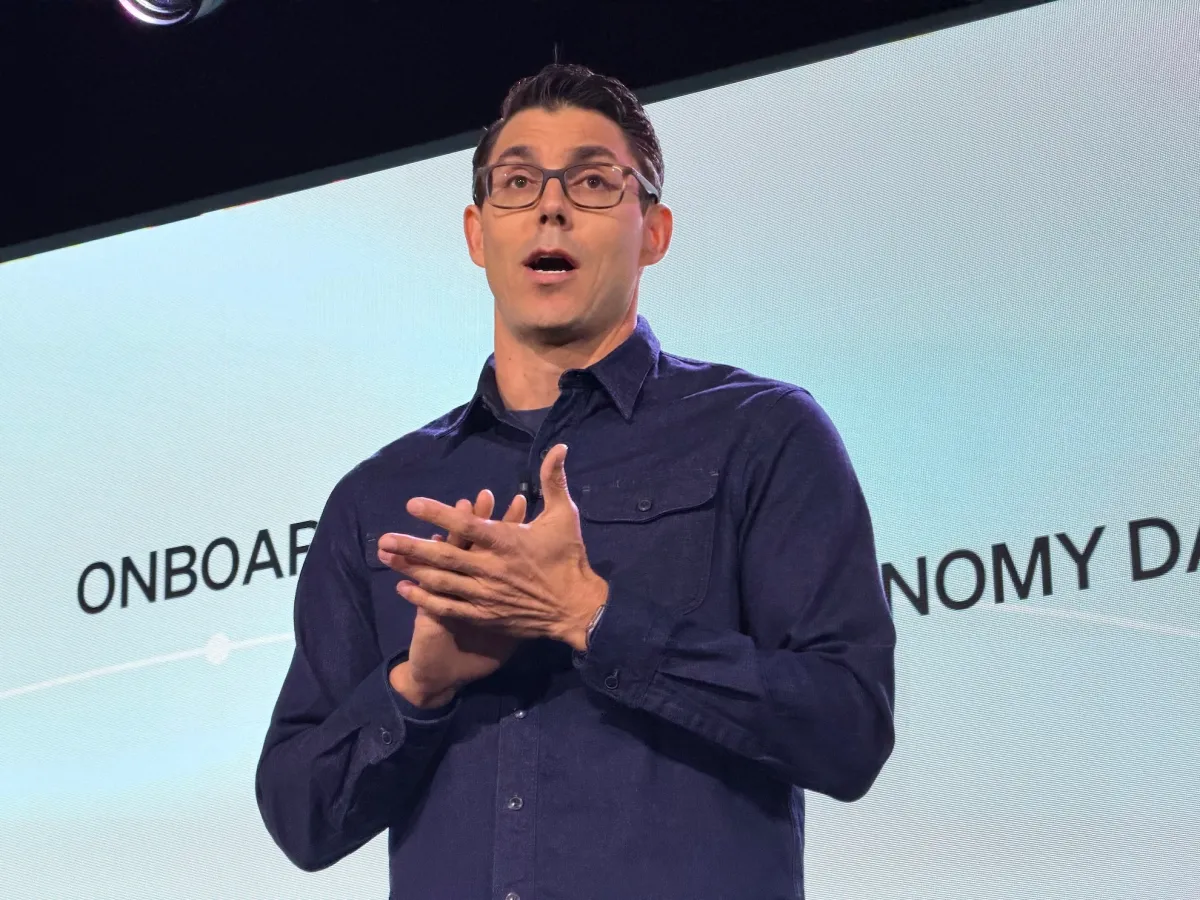 Οδηγώντας εν πλω με τον αγώνα του Rivian για αυτονομία