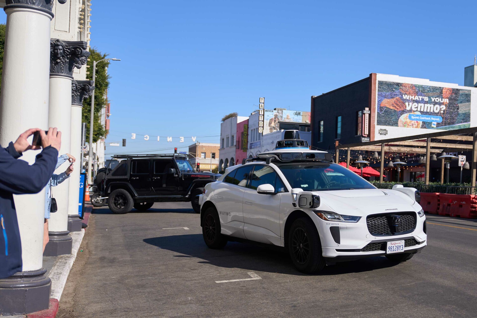 «Οι Απεργίες των Ταξί: Ένα Ανατρεπτικό Μέλλον που ΔΕΝ Μπορούμε να Αγνοήσουμε!»