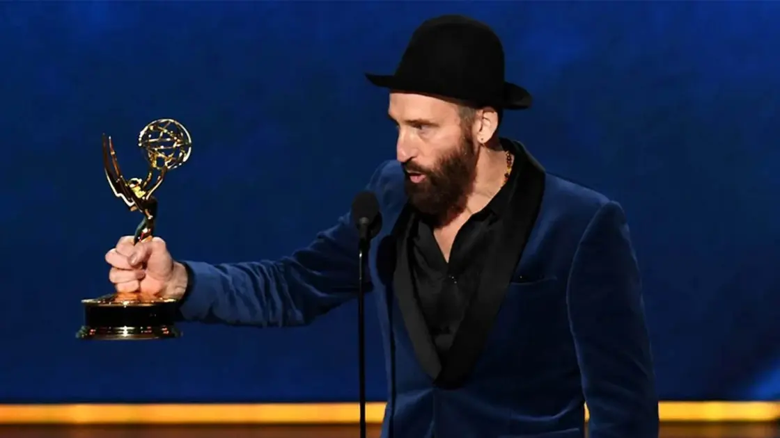 Καταιγιστικές Εξελίξεις: Ο Σκηνοθέτης του Chernobyl Αναλαμβάνει τη Σειρά Assassin’s Creed του Netflix!