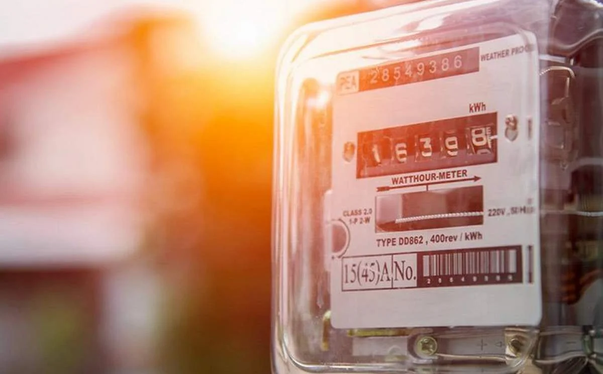 Σοκαριστικές Επιπτώσεις: Η Έκπτωση Συνέπειας Ξεσκίζει τους Λογαριασμούς Ρεύματος!