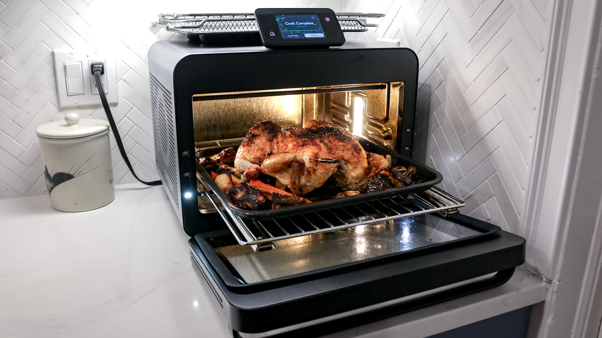 Μίνι Φούρνος CHEF iQ σε πάγκο κουζίνας