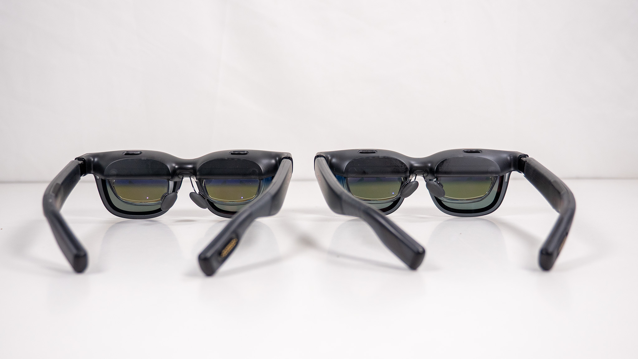 Συγκρίνοντας το Viture Luma Ultra με το Viture Luma Pro