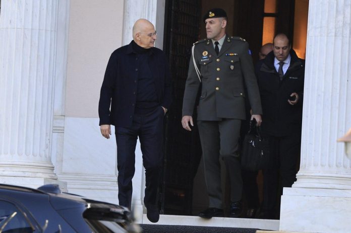 «Η ΚΥΣΕΑ Αποφασίζει: Εύσημα ή Κατακραυγή; Παράταση Θητείας για Αρχηγούς Ενόπλων Δυνάμεων, ΕΛ.ΑΣ. και Πυροσβεστικής!»