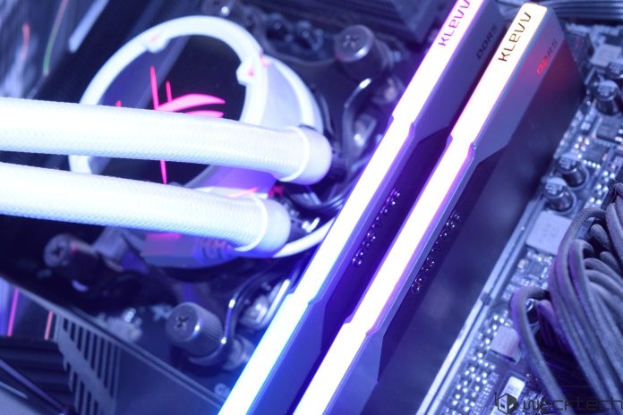 Η αγορά υπολογιστών αυξήθηκε σχεδόν 10% το τελευταίο τρίμηνο, αλλά μόνο επειδή όλοι σπεύδουν να αντιμετωπίσουν την επικείμενη κρίση μνήμης