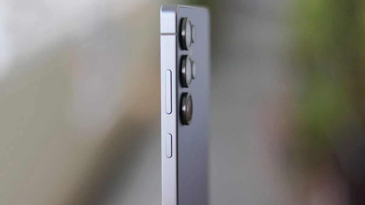 Δείτε πώς η Samsung σχεδόν κατέστρεψε την εμπειρία της κάμερας με το One UI 8.5