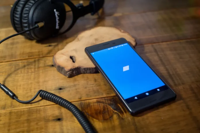 Το Bandcamp παίρνει θέση κατά της μουσικής AI, απαγορεύοντάς την από την πλατφόρμα