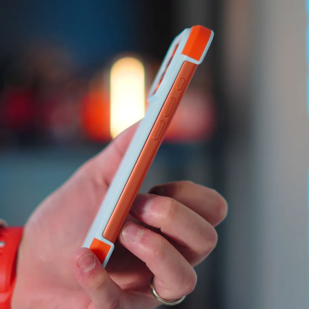 Αυτή η θήκη κάνει το iPhone σας να αισθάνεται χωρίς θήκη [Hands-on]