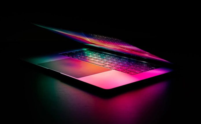 Η παραγωγή πάνελ OLED M6 MacBook Pro βρίσκεται σε εξέλιξη, με τη Samsung να ξεκινά την κατασκευή αυτών των οθονών πολύ μπροστά από το χρονοδιάγραμμα