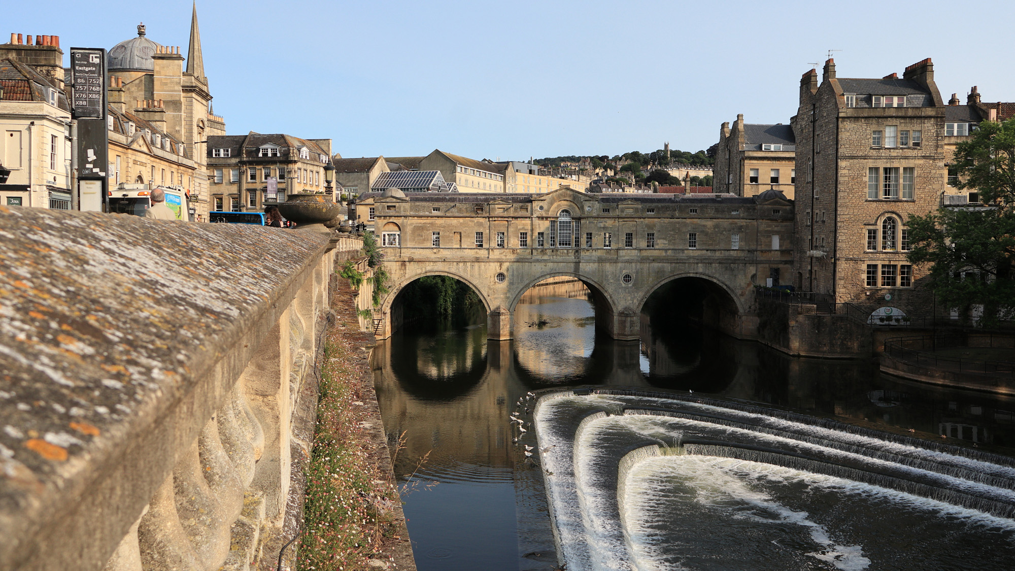 Δείγμα εικόνας Canon EOS R100