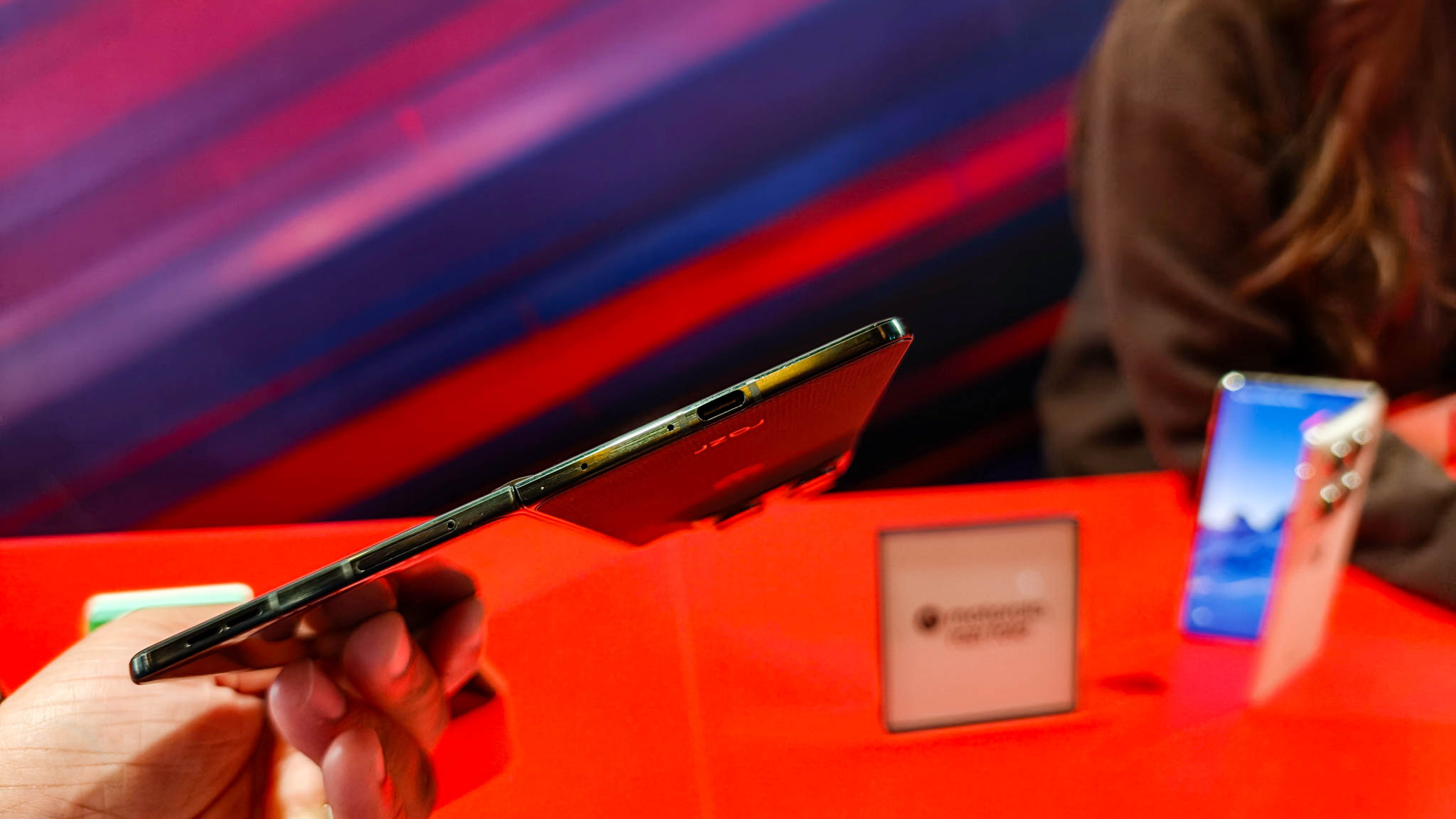 CES 2026: Συνεργάστηκα με το Motorola Razr Fold και είμαι πεπεισμένος ότι είναι ένα από τα πιο συναρπαστικά πτυσσόμενα του 2026 Πρακτικές δοκιμές Motorola Razr Fold