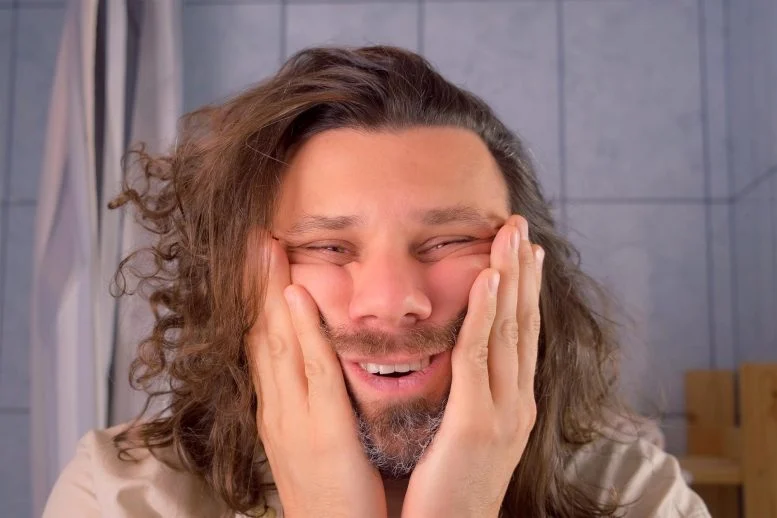 Μερικοί άνθρωποι μεθάνε χωρίς να πίνουν και οι επιστήμονες ξέρουν επιτέλους γιατί