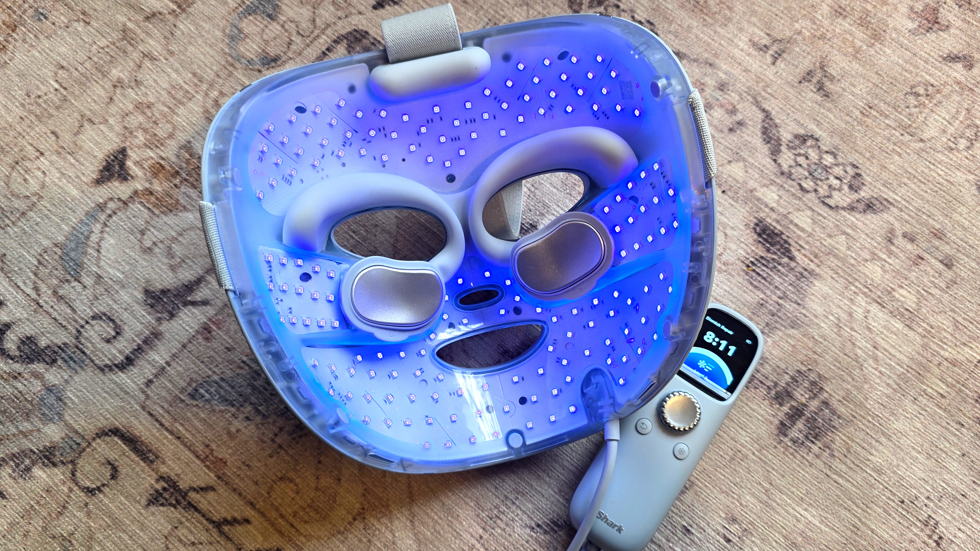 Shark CryoGlow μάσκα μπλε φως