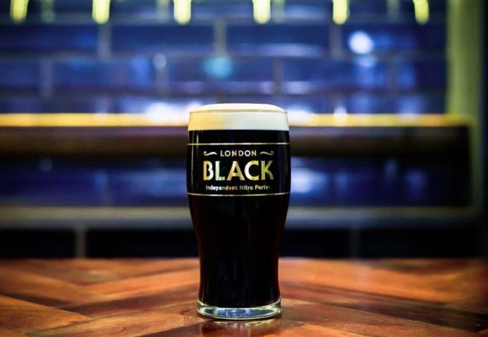 Guinness: Οι μικροζυθοποιοί στη Βρετανία απειλούν την κυριαρχία της –