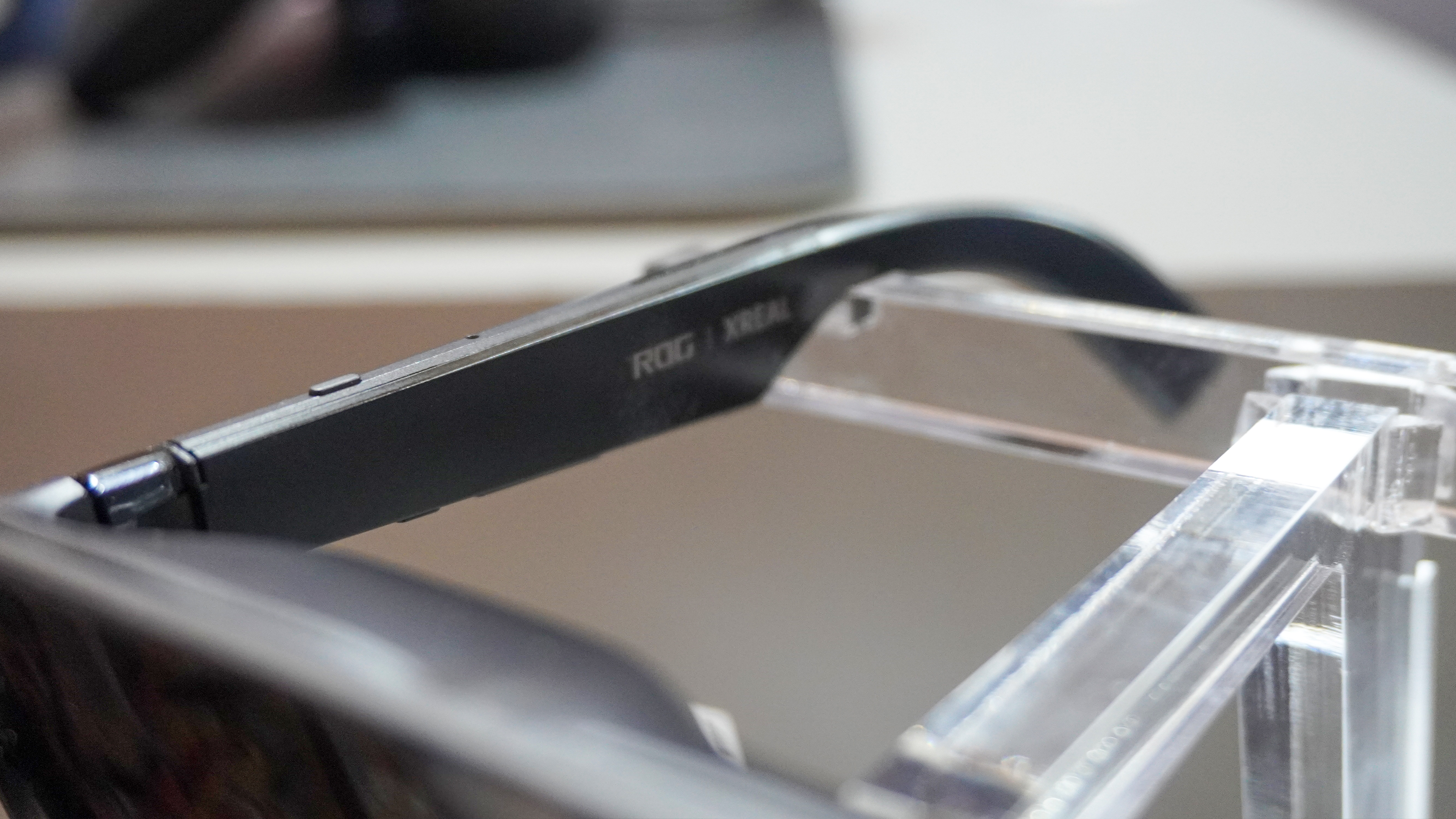 Γυαλιά Asus ROG Xreal R1 AR