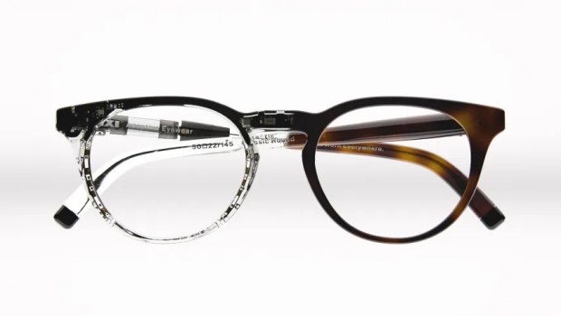 «Ανακαλύψτε τα Γυαλιά του Μέλλοντος: Αυτόματη Εστίαση που Βλέπει Τόσο Κοντά Όσο Και Μακριά!»