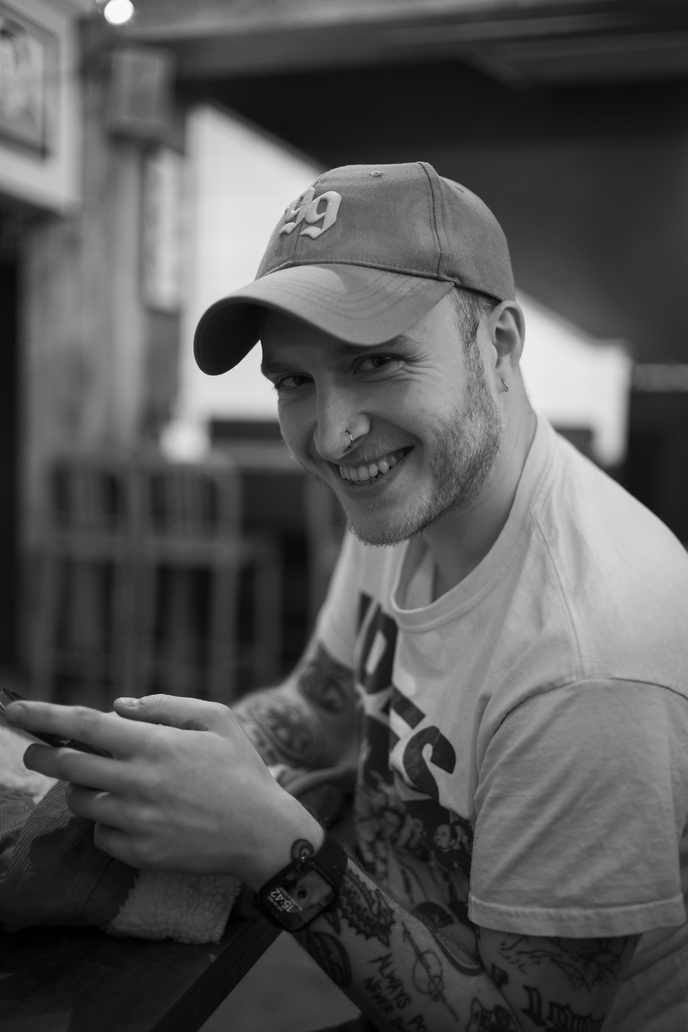 Μια φωτογραφία που τραβήχτηκε σε μια ψηφιακή φωτογραφική μηχανή σε στιλ αποστασιόμετρου Leica M EV1