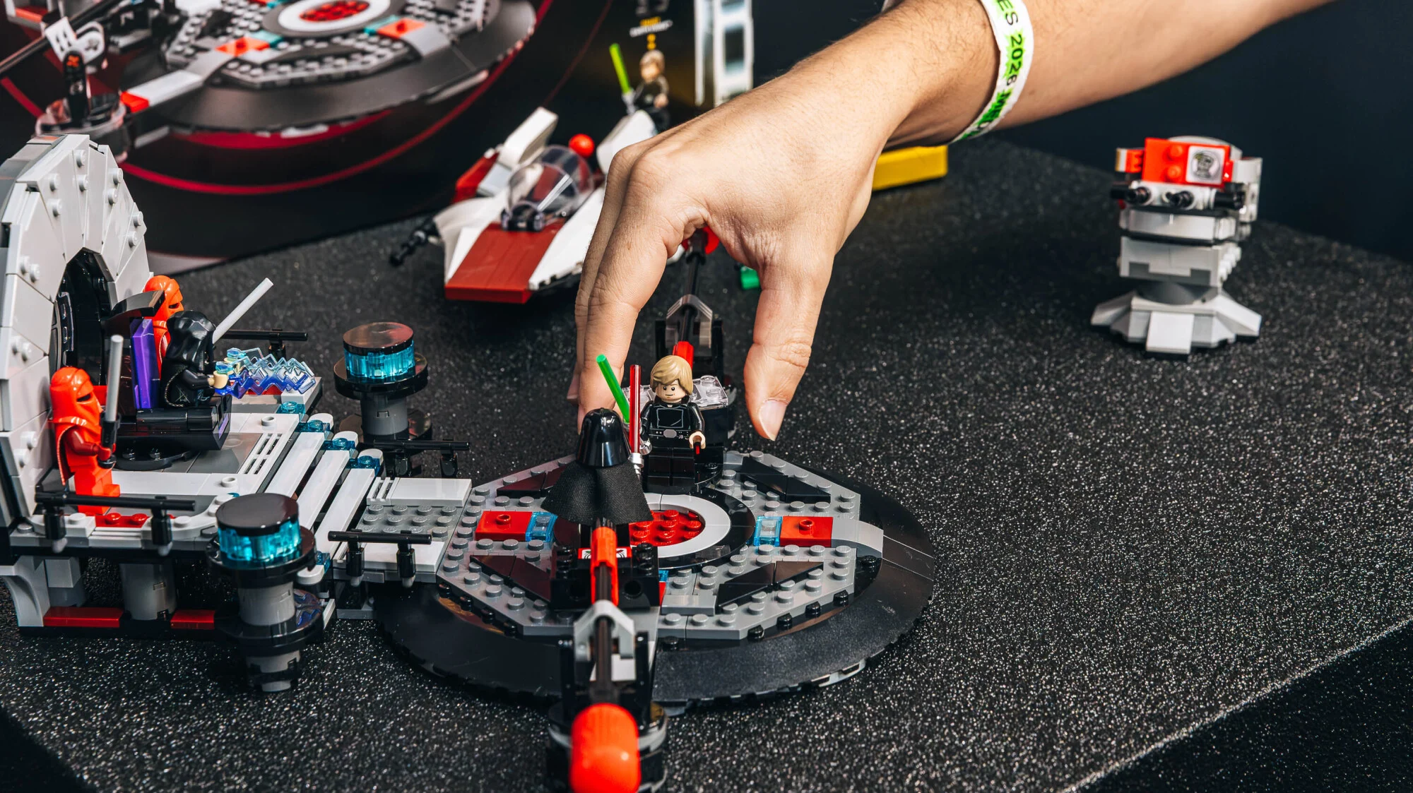 Τα νέα σετ Lego Star Wars Smart Play μόλις έπεσαν — οι προπαραγγελίες γίνονται ζωντανά στο Amazon το σετ Lego Star Wars Smart Play στην CES 2026