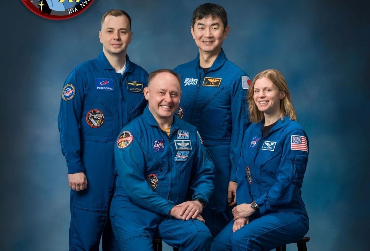 Το Πλήρωμα-11 της NASA. Από αριστερά: Όλεγκ Πλατόνοφ, Μάικ Φίνκε, Κιμία Γιουί, Ζίνα Κάρντμαν (NASA)