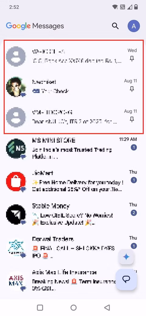 Στιγμιότυπο οθόνης που δείχνει καρφιτσωμένες συνομιλίες στο Google Messages