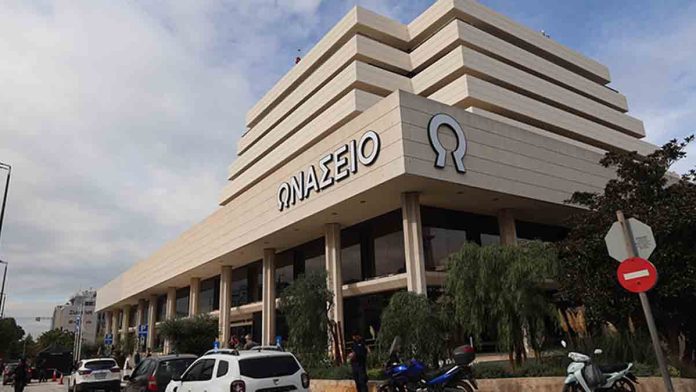 Το Ωνάσειο ενισχύει τη μεταμόσχευση καρδιάς με καινοτόμο σύστημα μεταφοράς