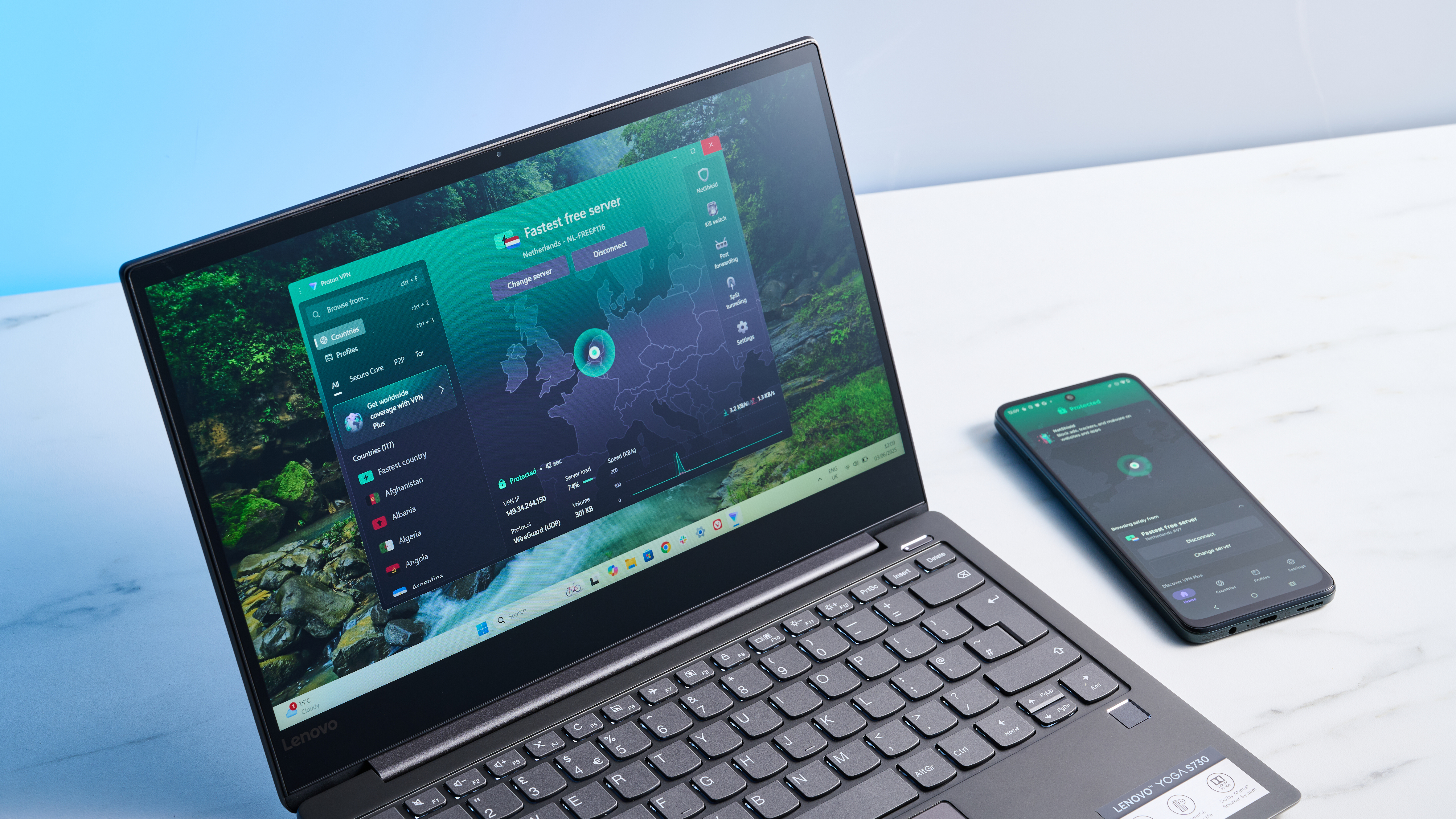 Το Proton VPN Free τρέχει σε υπολογιστή Windows και smartphone Android