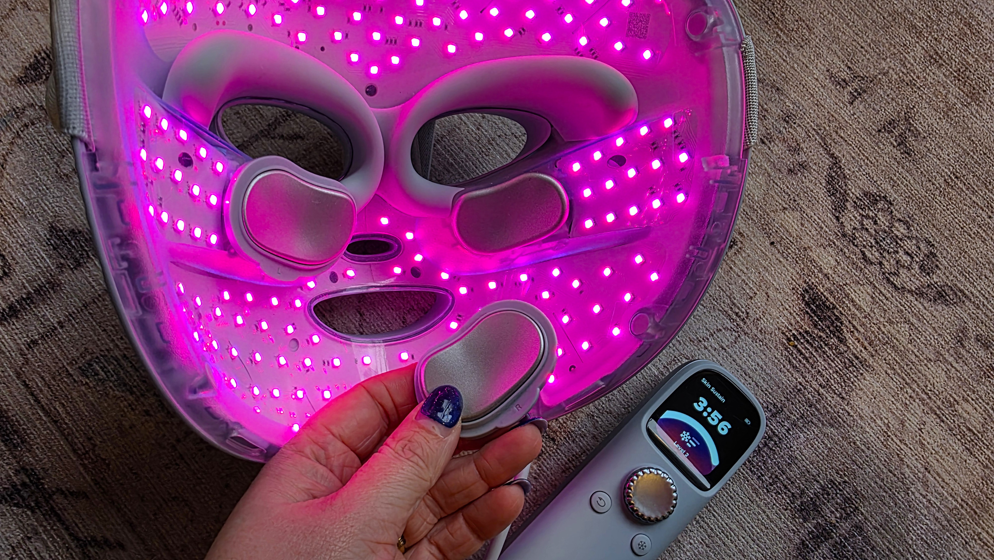 Μάσκα Shark CryoGlow με αφαιρούμενα μπαλώματα ματιών