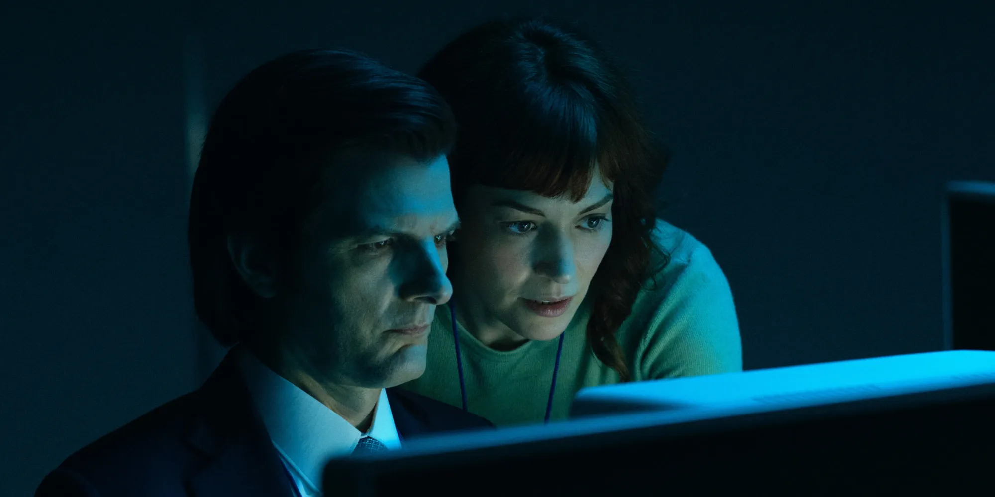 Ακολουθούν οι 10 πιο δημοφιλείς εκπομπές του 2025, συμπεριλαμβανομένων των επιτυχημένων σειρών της Apple TV