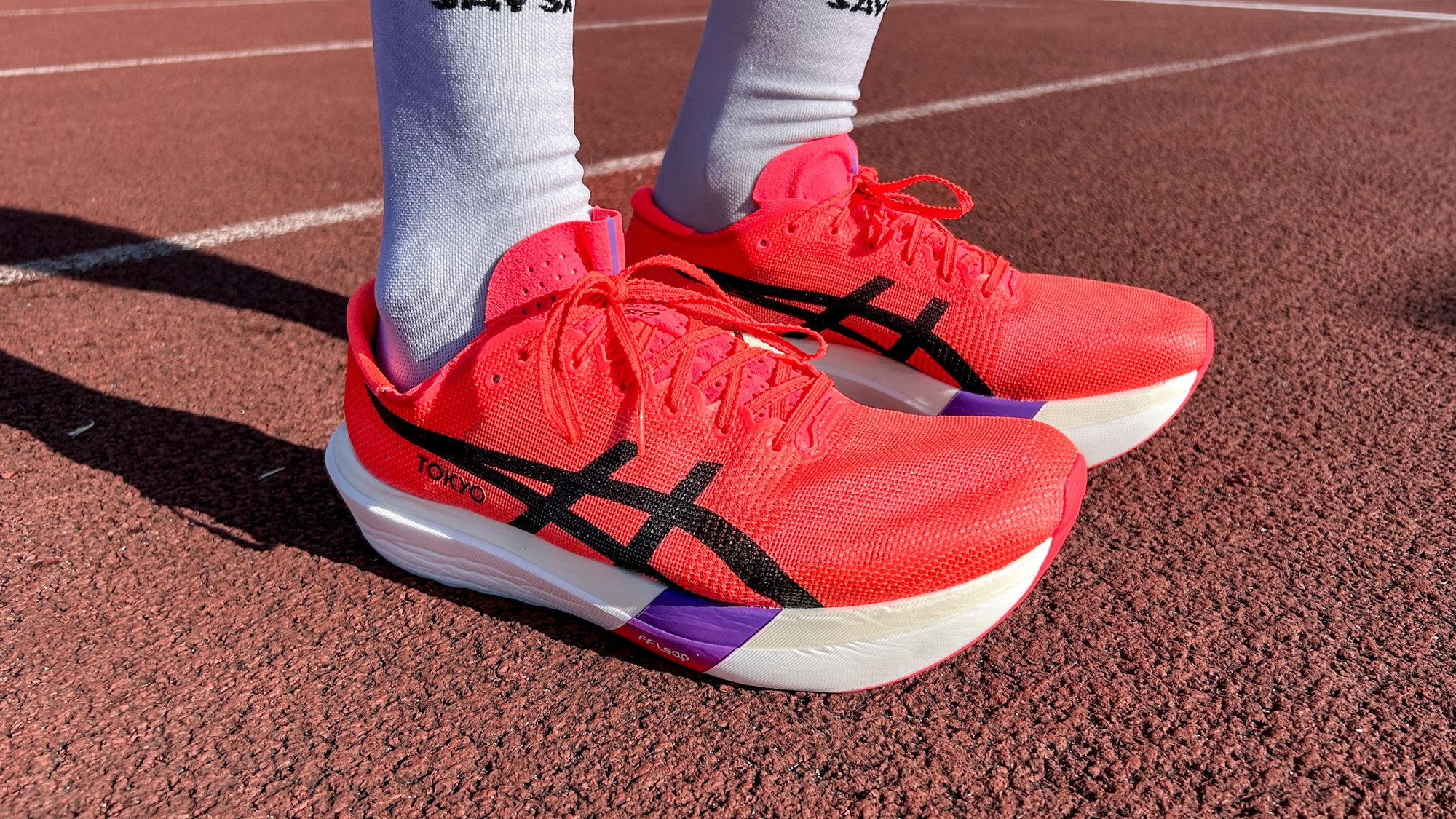 «Αποκαλύπτω το Μυστικό ενός Μαραθωνοδρόμου: Πώς και Γιατί το Rotation Παπουτσιών Αλλάζει τα Πάντα στην Προπόνηση!»