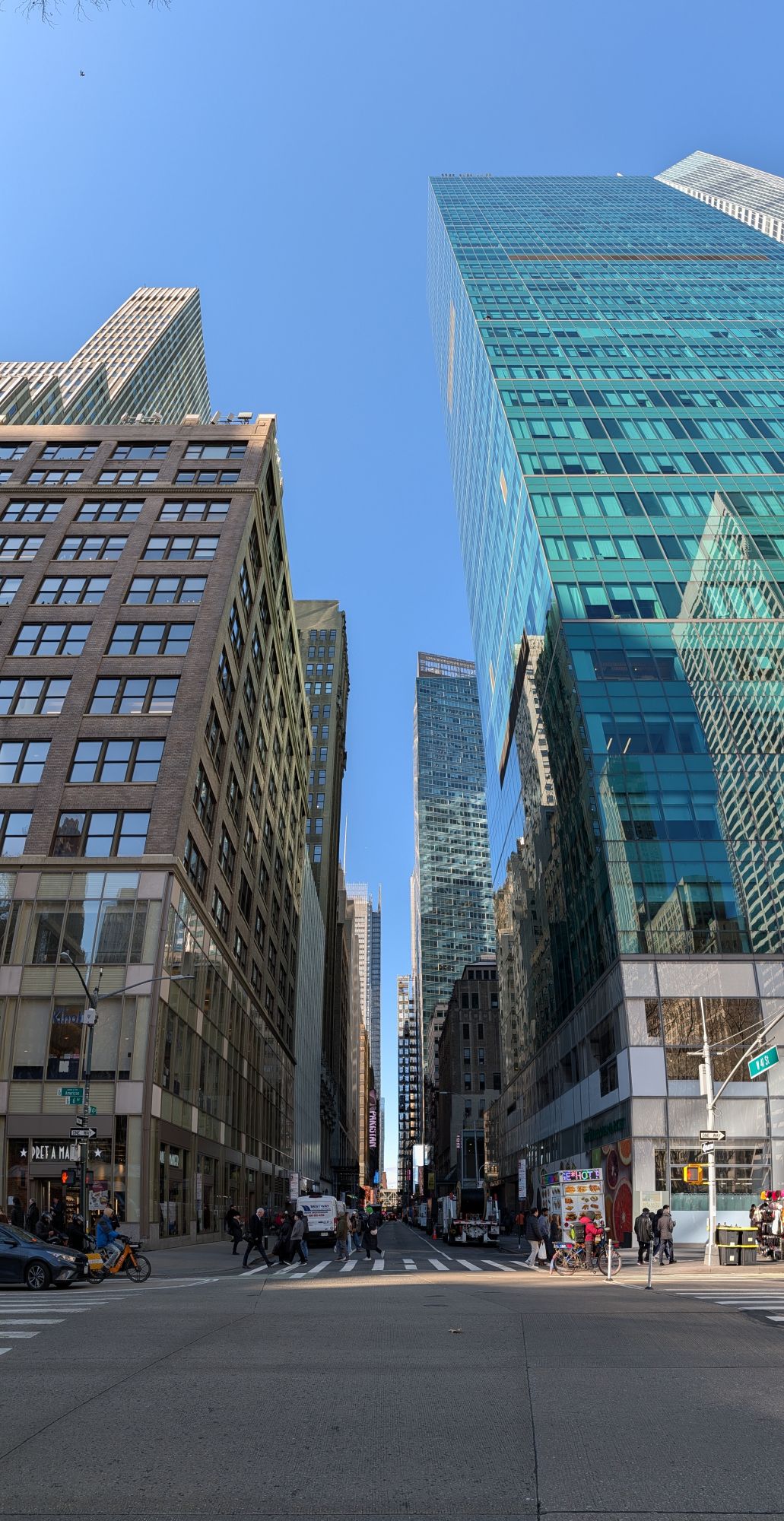 Δείγμα κάθετου πανοράματος Google Pixel 10 Pro XL.