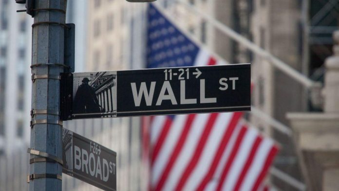 Wall Street: Ο S&P 500 υποχώρησε από τα ιστορικά επίπεδα λόγω JPMorgan –
