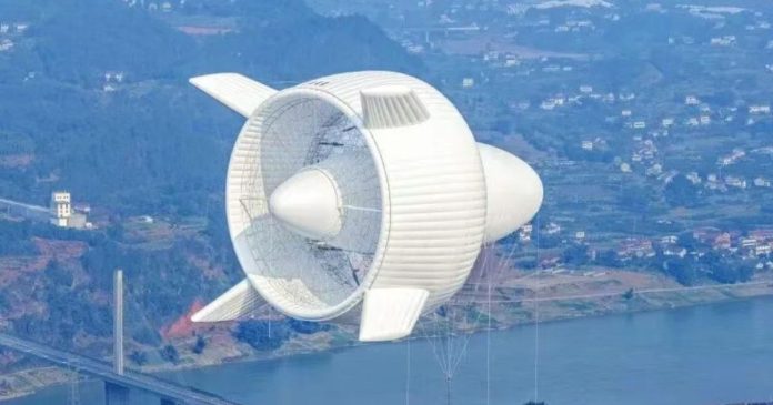 Το πρώτο ιπτάμενο «εργοστάσιο» αιολικής ενέργειας της Κίνας συνδέθηκε στο δίκτυο