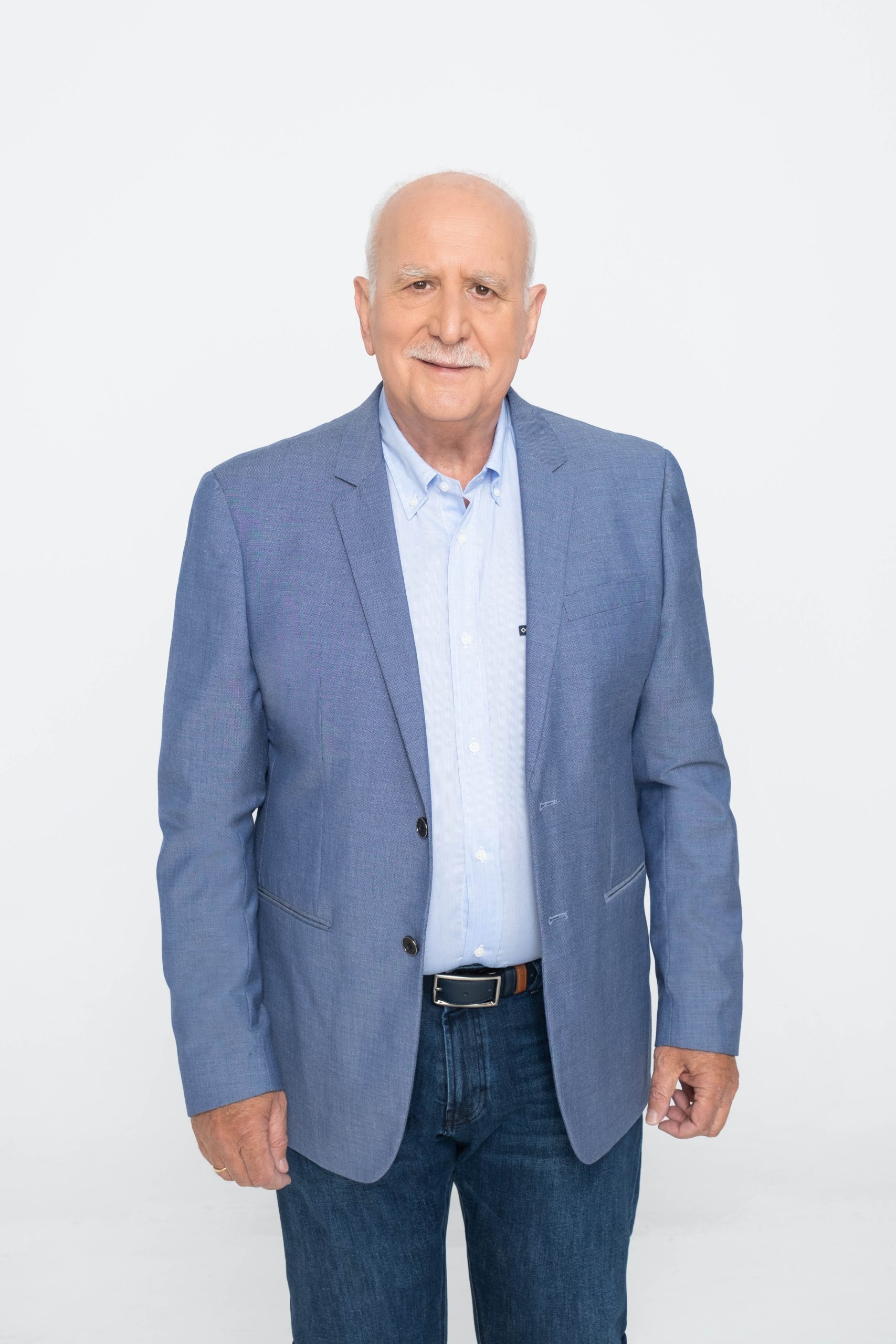 Έφυγε από τη ζωή ο Γιώργος Παπαδάκης ύστερα από έμφραγμα – Τυπολογίες